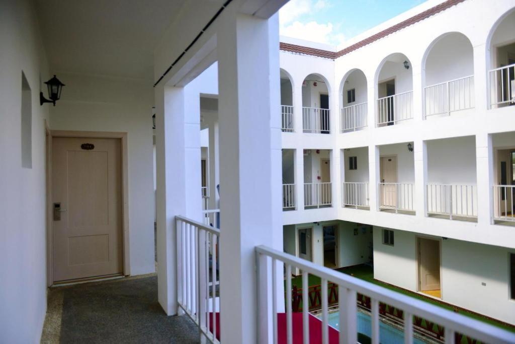 Отель Blue Saipan Garden Экстерьер фото